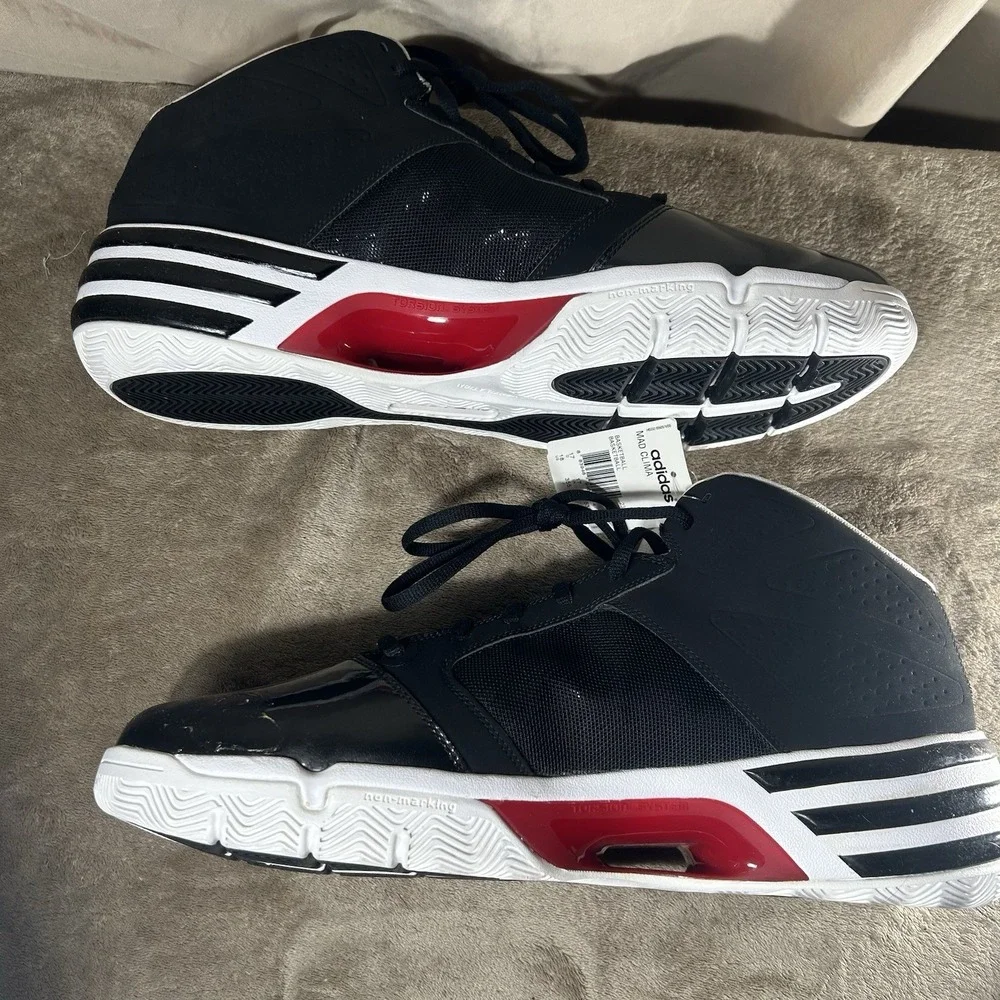 NWT Adidas Mad Clima Mens Size 18 Black Red Basketball Shoes Read Defect
